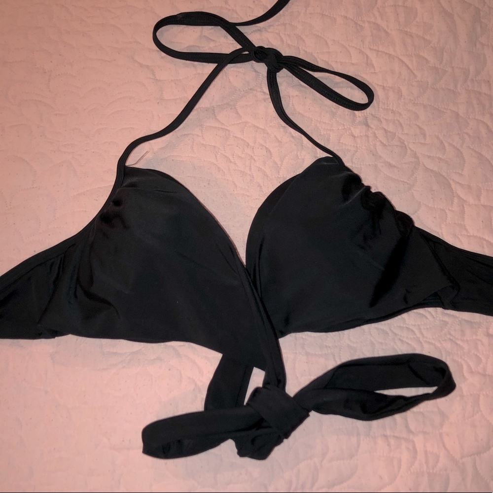 Victoria’s Secret Wrap Bikini Top